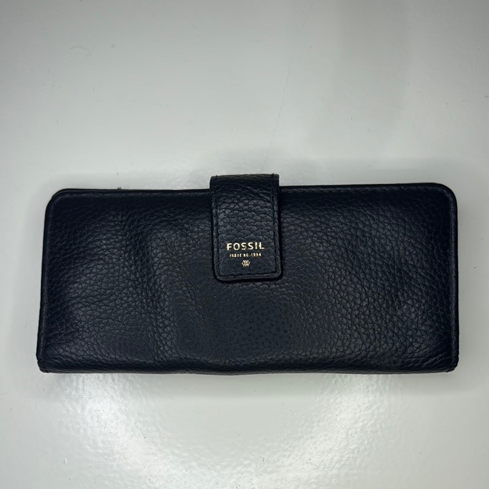 Fossil Midnight Black Leather Clutch Wallet